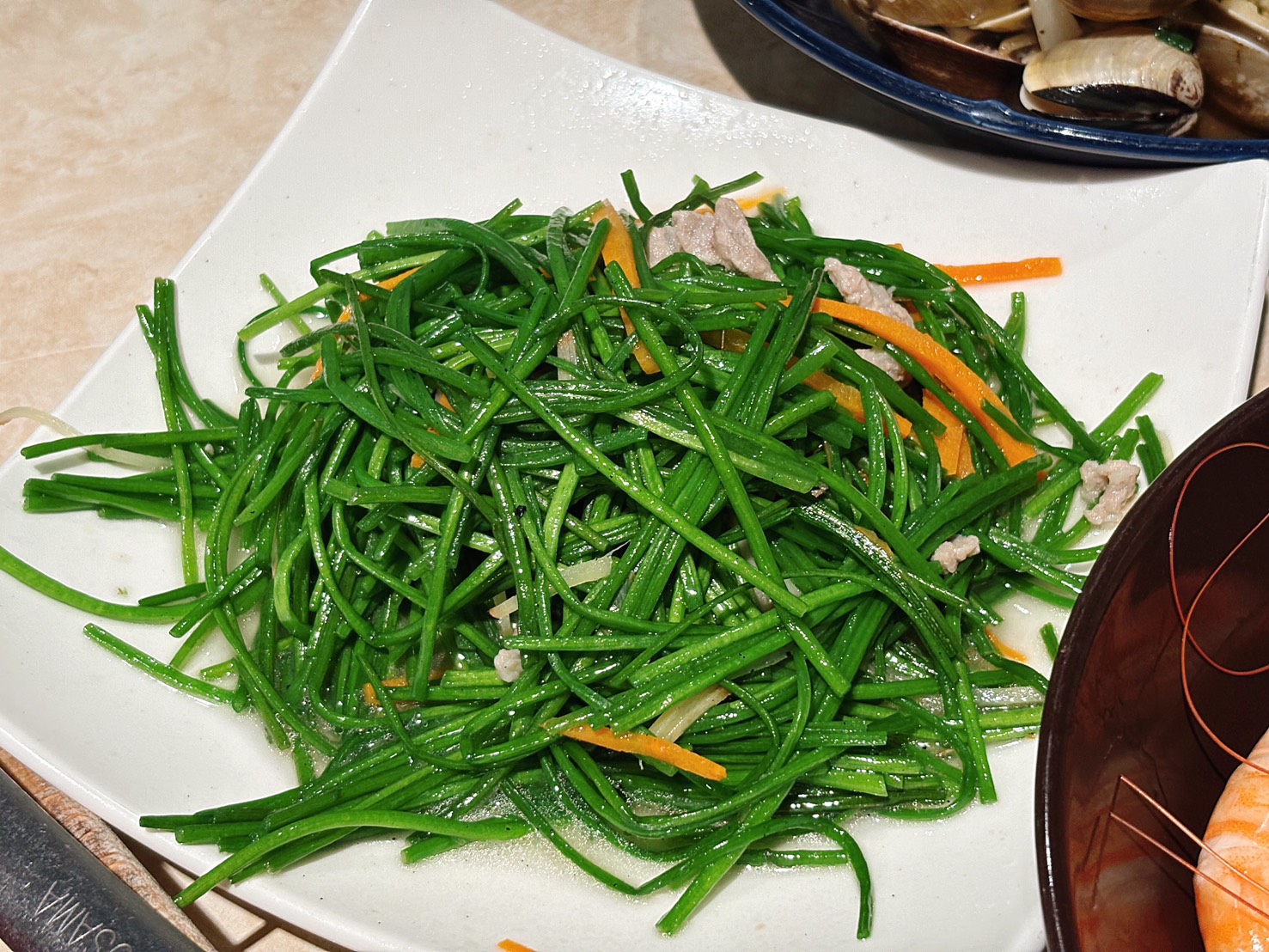 《大武崙美食》昶帝嶺餐廳，誠意滿滿平價海鮮餐廳，蝦鬆當飯吃(2025最新菜單) @神農太太底家