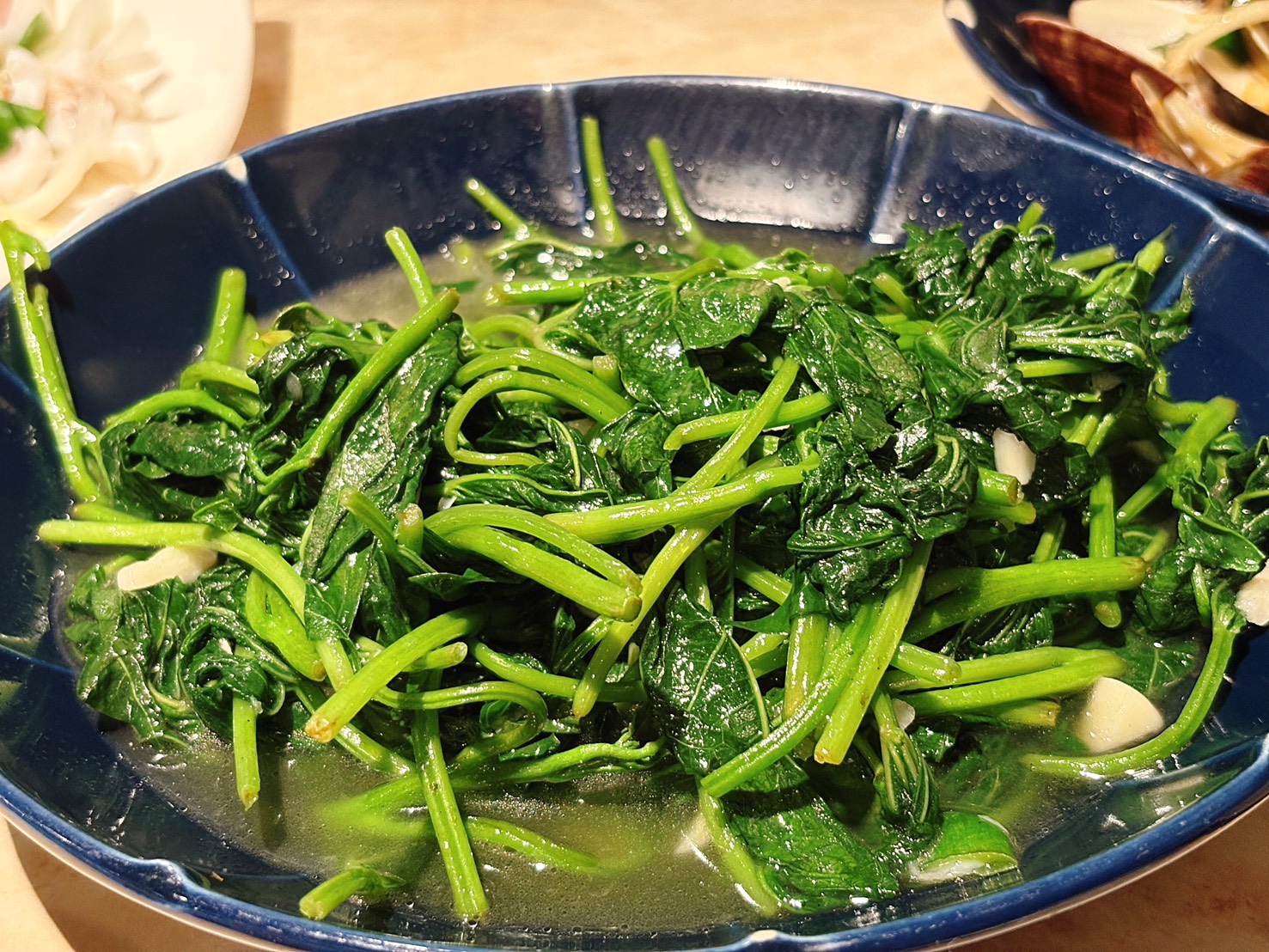 《大武崙美食》昶帝嶺餐廳，誠意滿滿平價海鮮餐廳，蝦鬆當飯吃(2025最新菜單) @神農太太底家