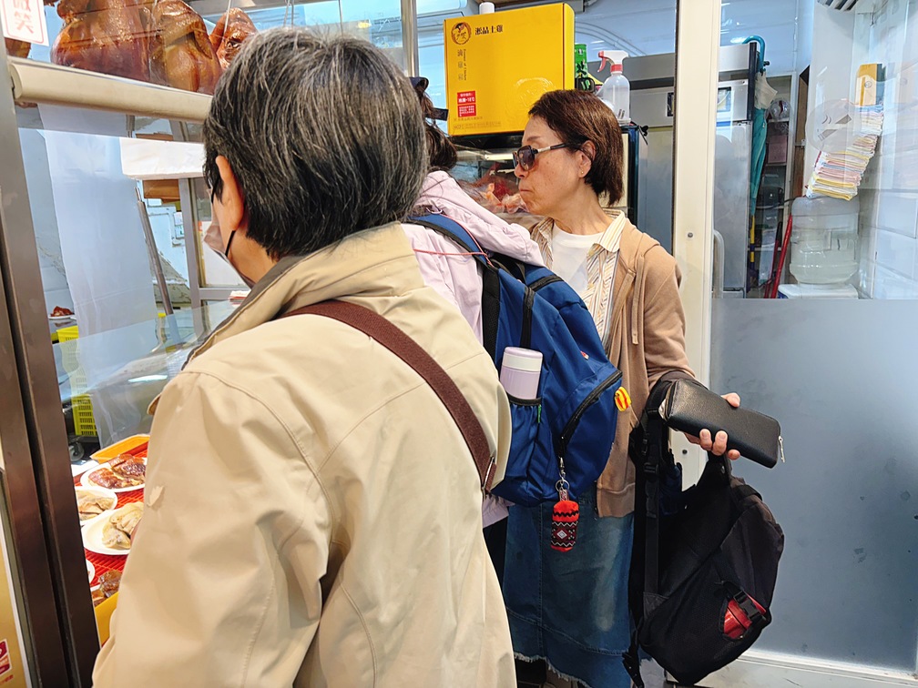 《士林美食》淞品土雞專賣店，自家養殖甘蔗雞肉質Q彈(菜單) @神農太太底家