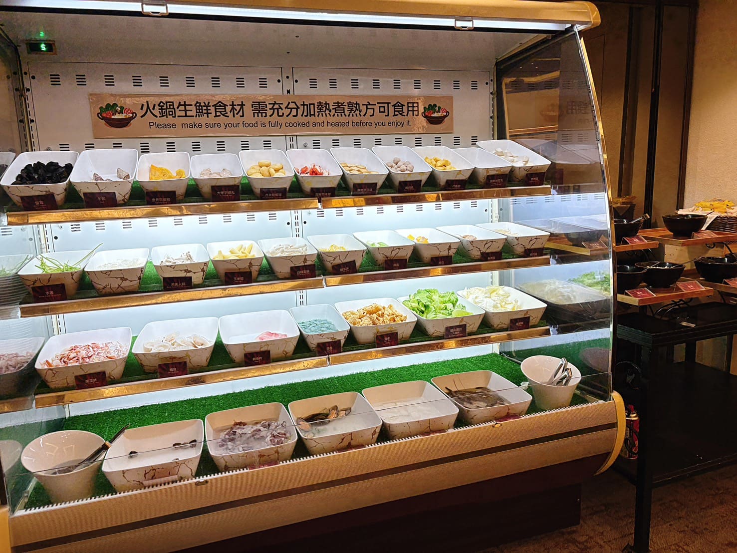 《台中美食》清新溫泉飯店天地一家中餐廳，港點熱炒吃到飽超值(菜單) @神農太太底家