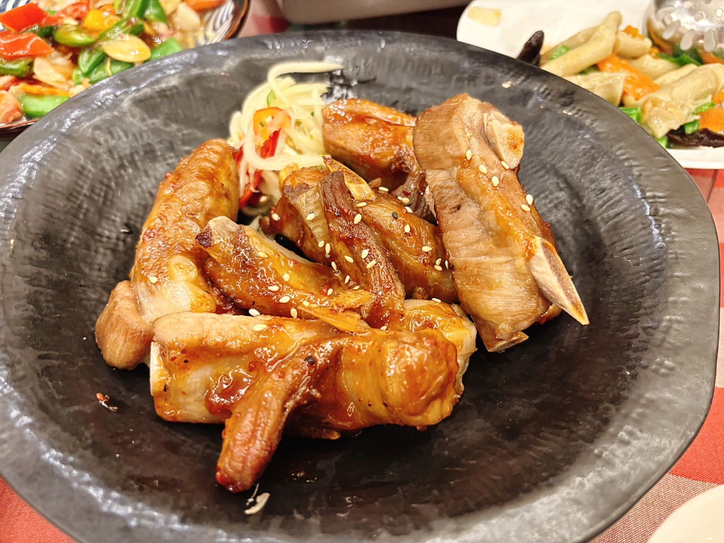《台中美食》清新溫泉飯店天地一家中餐廳，港點熱炒吃到飽超值(菜單) @神農太太底家