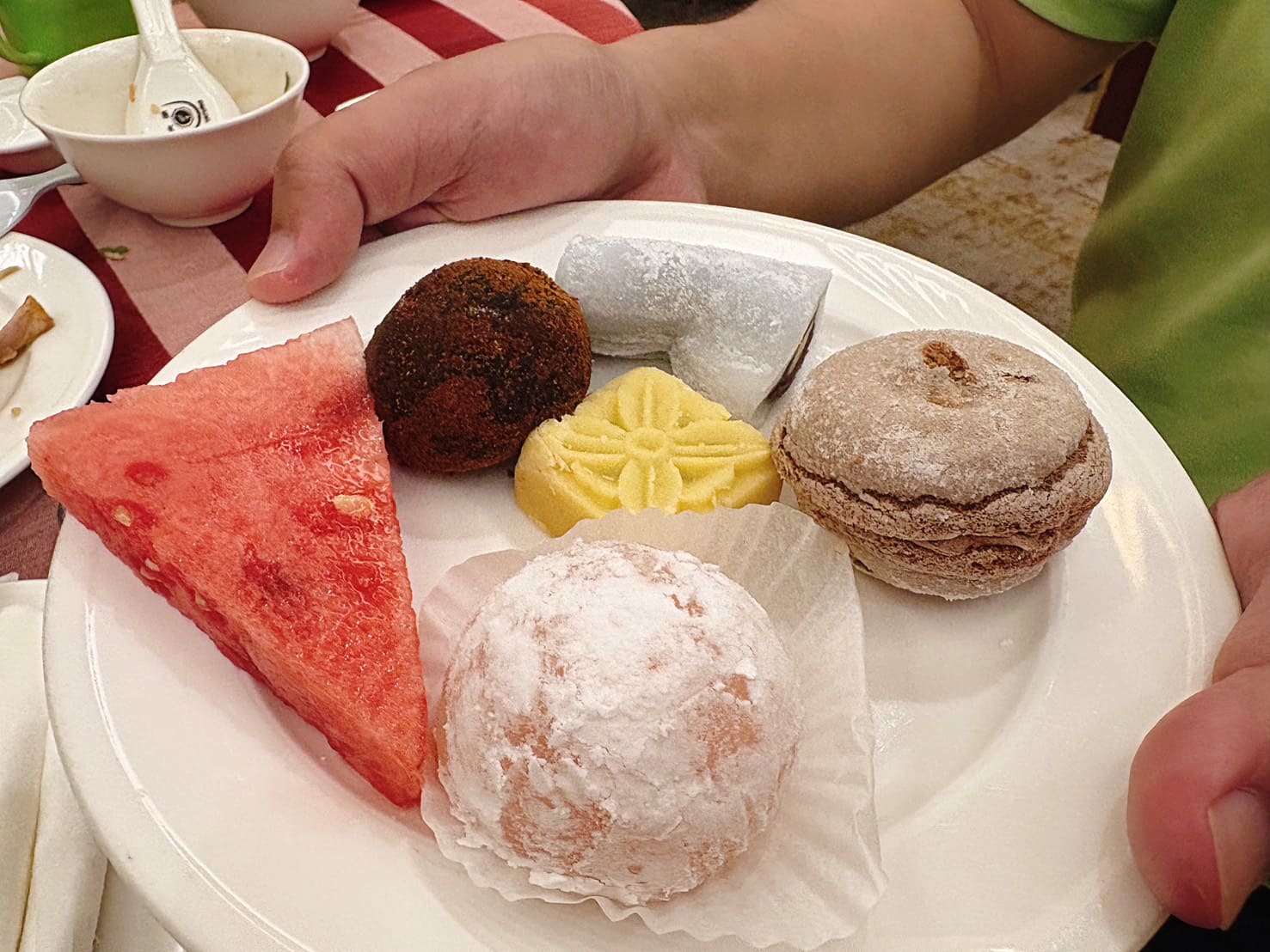 《台中美食》清新溫泉飯店天地一家中餐廳，港點熱炒吃到飽超值(菜單) @神農太太底家