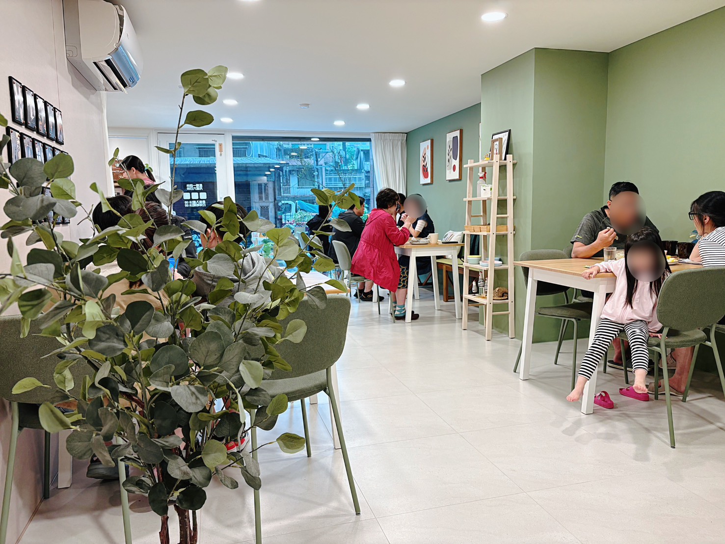 《基隆美食》松鼠鬆餅，碇內新開幕鬆餅早午餐店推薦(菜單) @神農太太底家