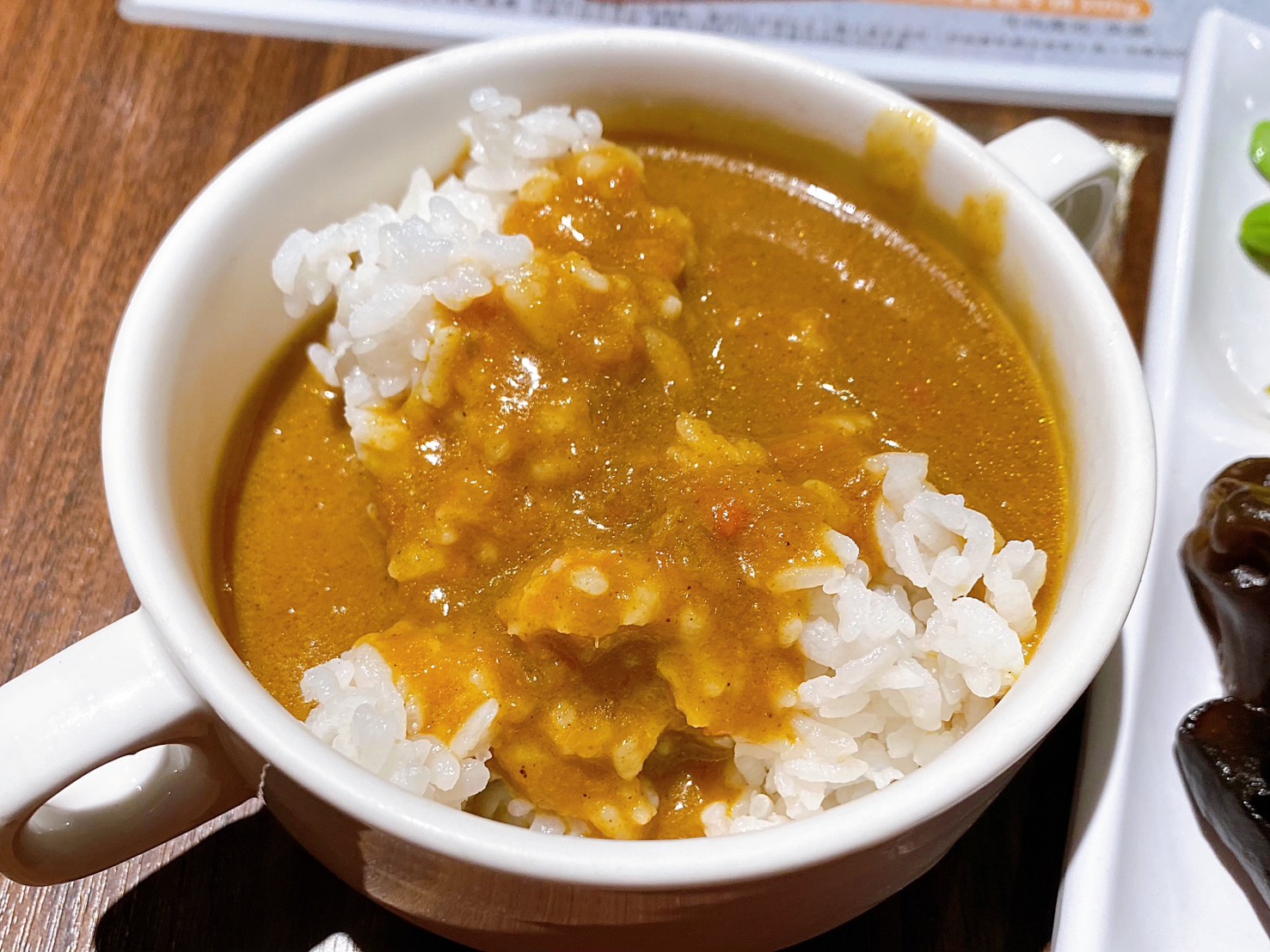 《小巨蛋美食》橫濱牛排微風南京店，自助沙拉吧咖哩飯吃到飽(菜單) @神農太太底家