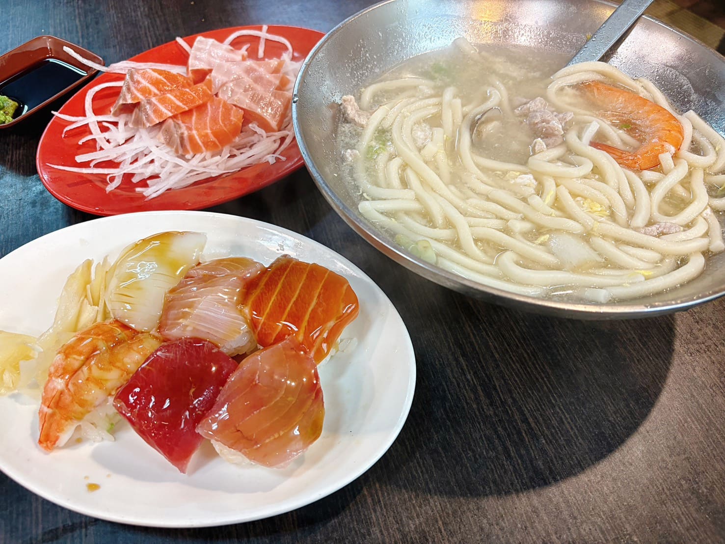 《大橋頭美食》橋頭壽司屋，平價台式日料生魚片新鮮(菜單) @神農太太底家