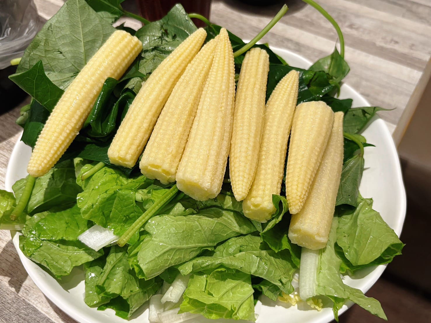 《蘆洲美食》涮乃葉徐匯廣場店，平日中午5小時爆吃火鍋吃到飽(2025年菜單) @神農太太底家