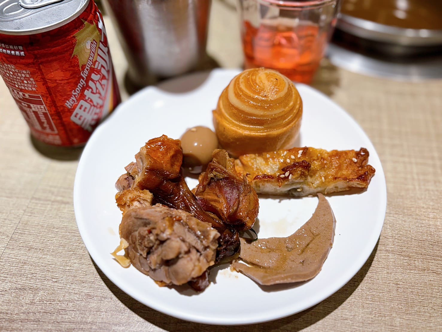 《板橋美食》吉哆火鍋百匯，台味聯名超多菜色火鍋自助吃到飽(價目表) @神農太太底家