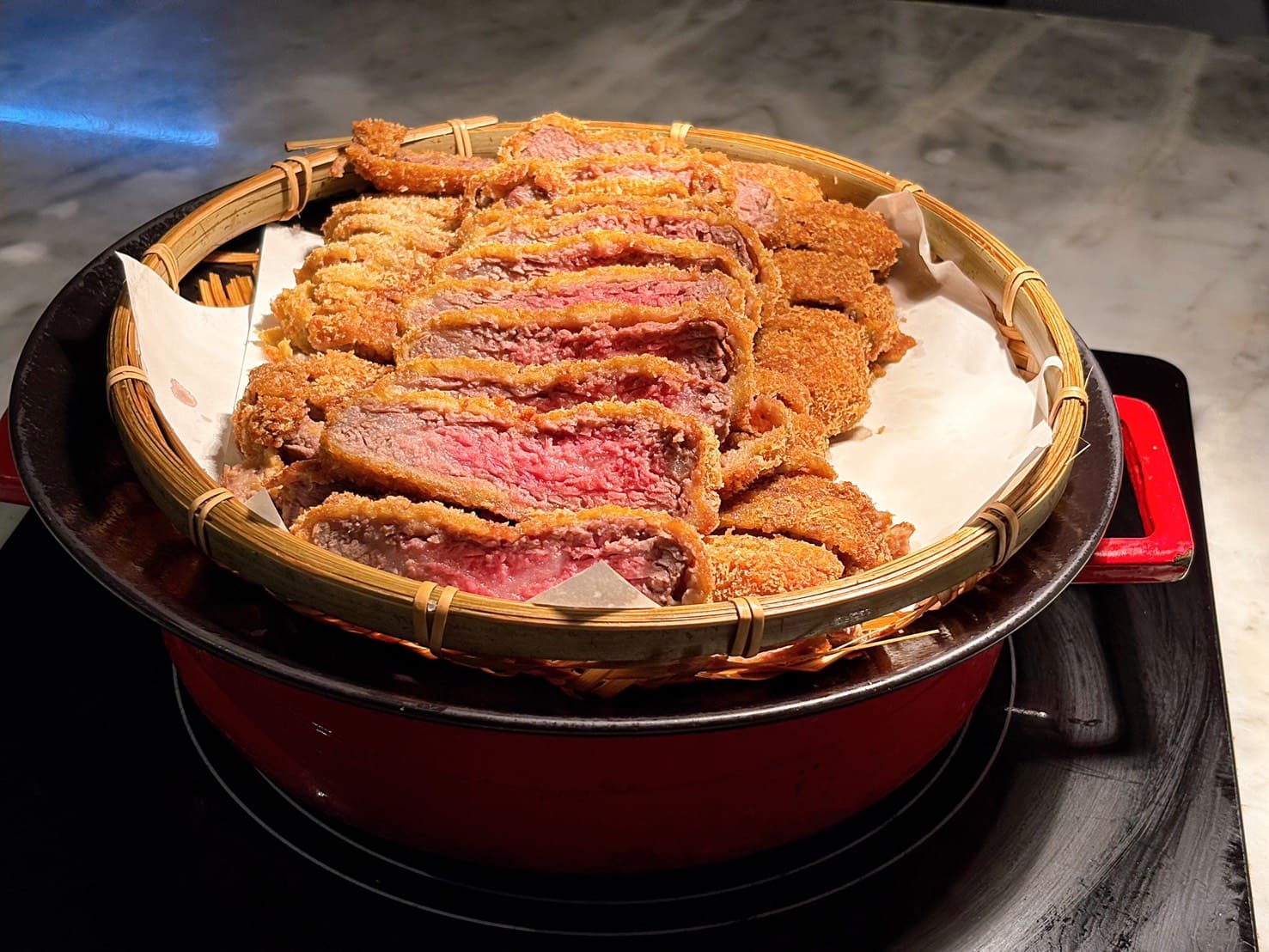 《南京復興站美食》JR東日本大飯店台北鉑麗安全日餐廳，日本F1牛肉饗宴買大送小(訂位 優惠 價目表) @神農太太底家