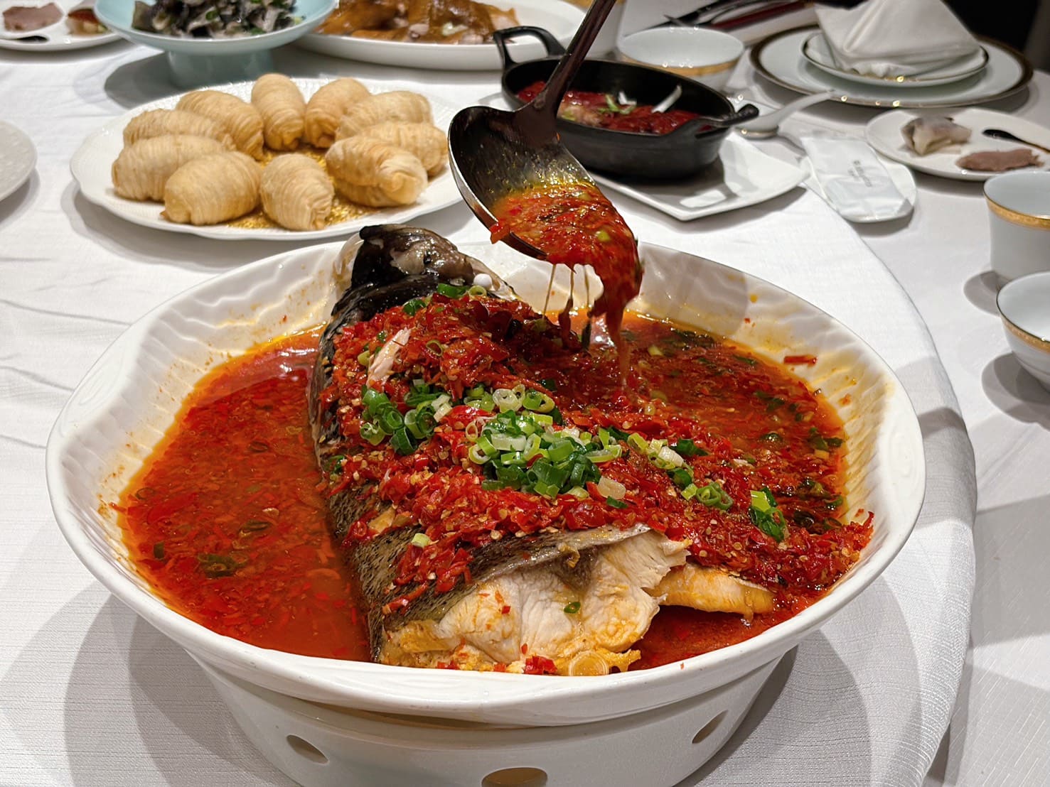 《南京復興美食》國賓中餐廳，烤鴨與龍蝦泡飯必吃，多年米其林推薦(菜單) @神農太太底家