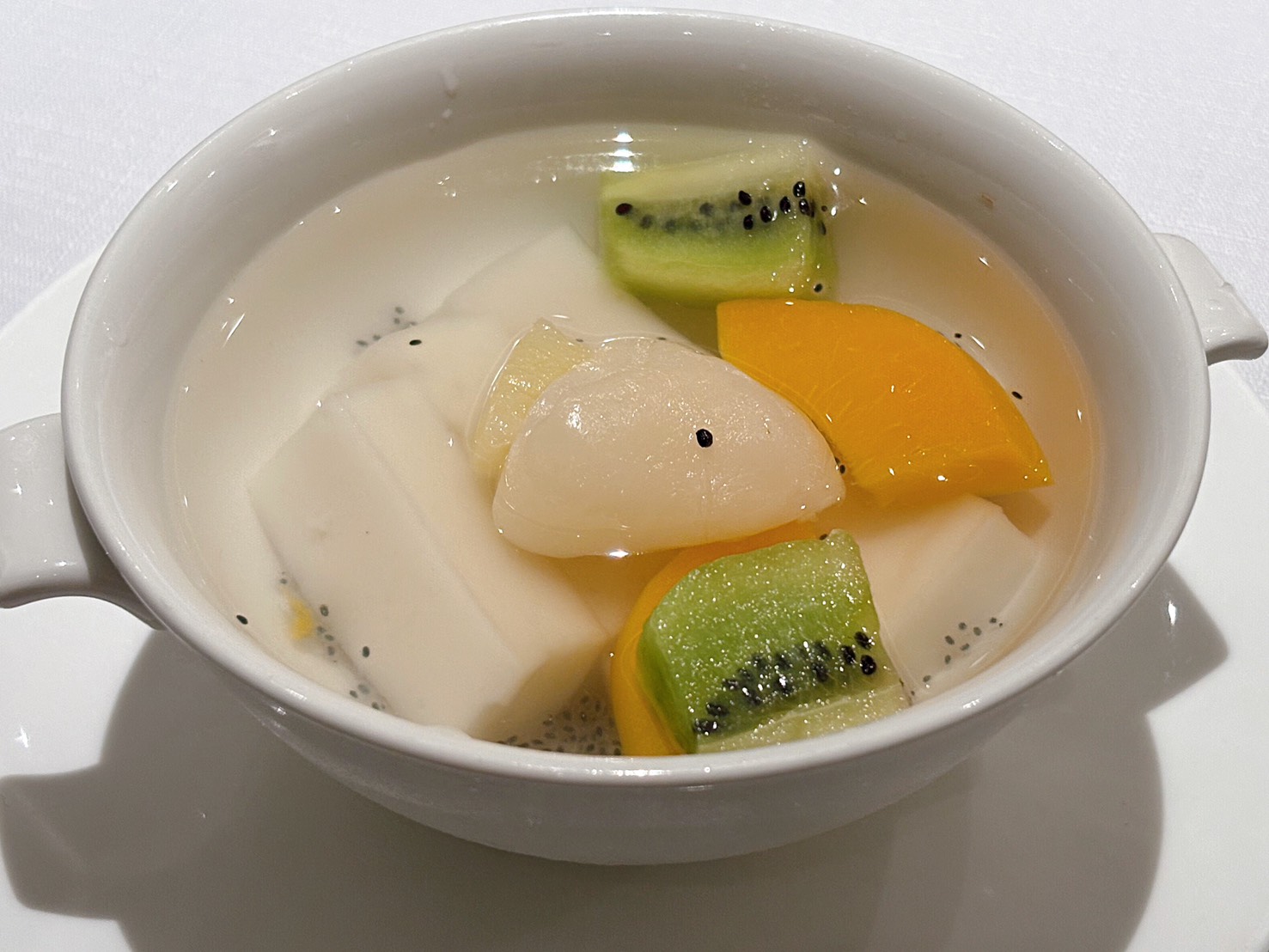 《南京復興美食》國賓中餐廳，烤鴨與龍蝦泡飯必吃，多年米其林推薦(菜單) @神農太太底家