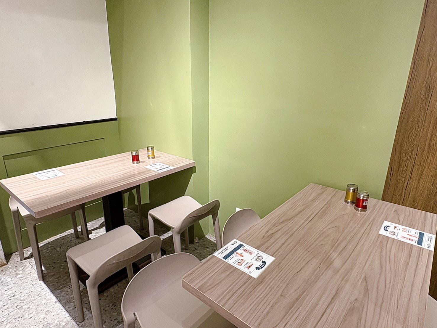 《信義安和美食》焦糖楓通化店，漢方串燒非油炸，20元起美味不油膩(菜單) @神農太太底家