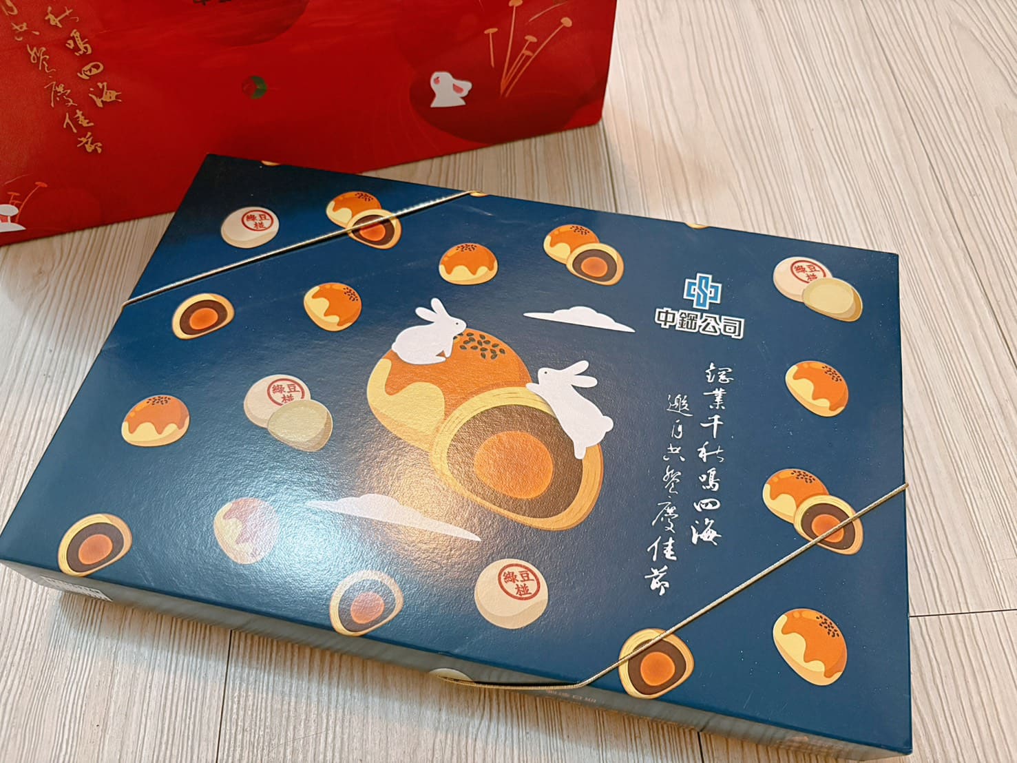 《高雄美食》中鋼蛋黃酥綠豆椪，被鋼鐵耽誤的月餅賣家？(2026價目表) @神農太太底家