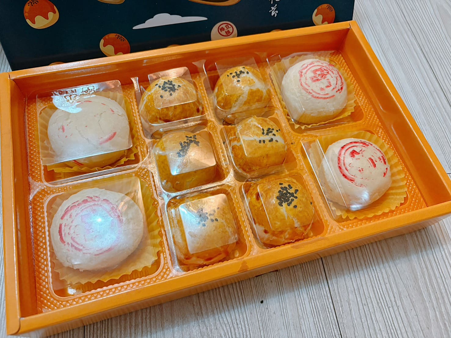 《高雄美食》中鋼蛋黃酥綠豆椪，被鋼鐵耽誤的月餅賣家？(2026價目表) @神農太太底家