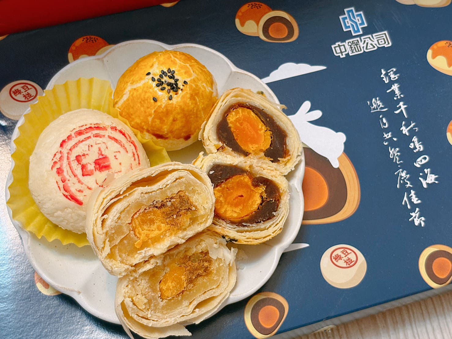 《永樂市場/迪化街美食》難以抗拒的麵粉香氣！老竹子三發包子舒壓又美味的千層饅頭 @神農太太底家