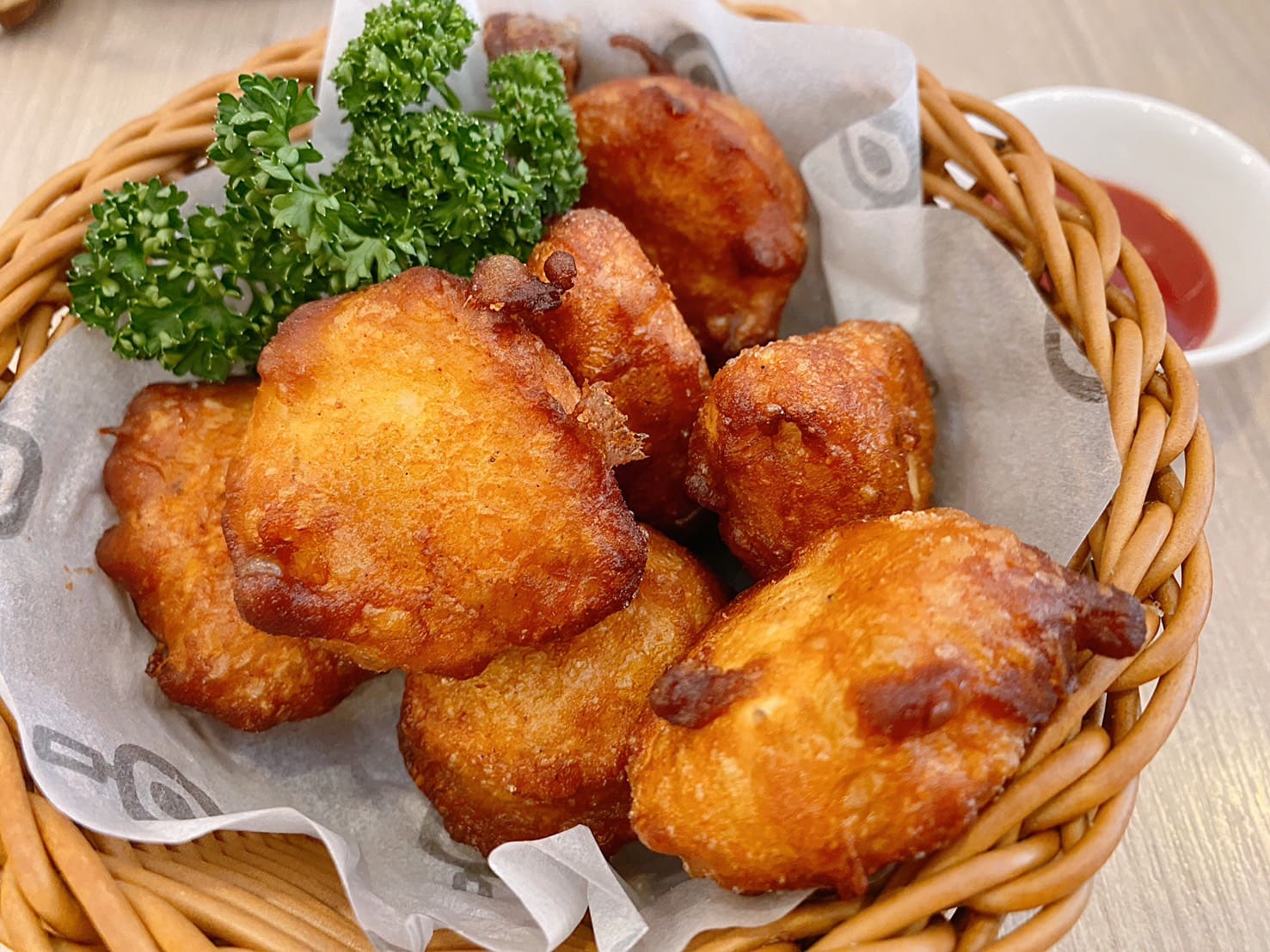 《松菸美食》Woosa洋食パンケーキ 屋莎洋食鬆餅屋，超越舒芙蕾的雲之鬆餅鹹食也都好吃！(菜單) @神農太太底家