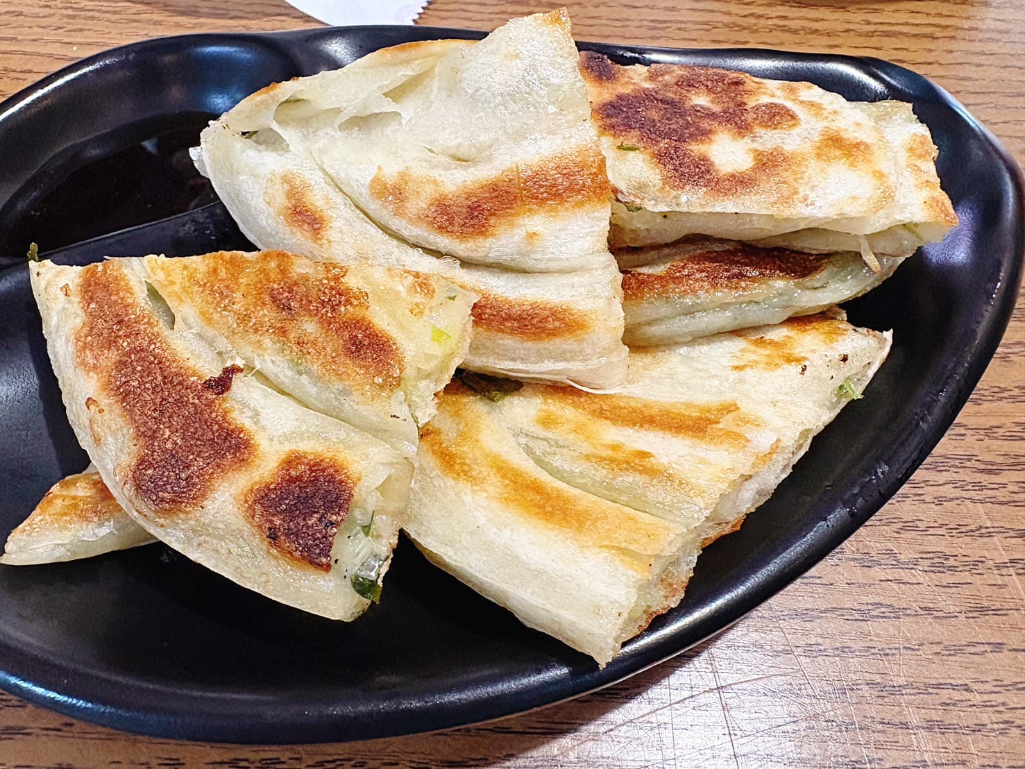 《基隆美食》早鳳梨早午餐，巷弄早餐店藏著美味千層漢堡(菜單) @神農太太底家