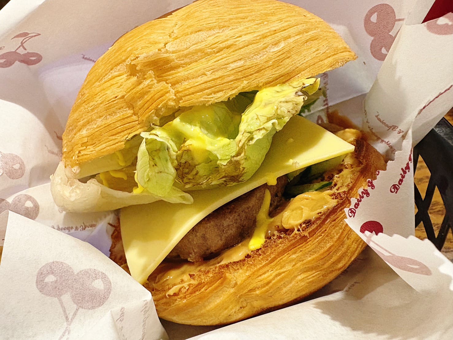 《基隆美食》早鳳梨早午餐,巷弄早餐店藏著美味千層漢堡(菜單) @神農太太底家 《基隆美食》早鳳梨早午餐,巷弄早餐店藏著美味千層漢堡(菜單) @神農太太底家