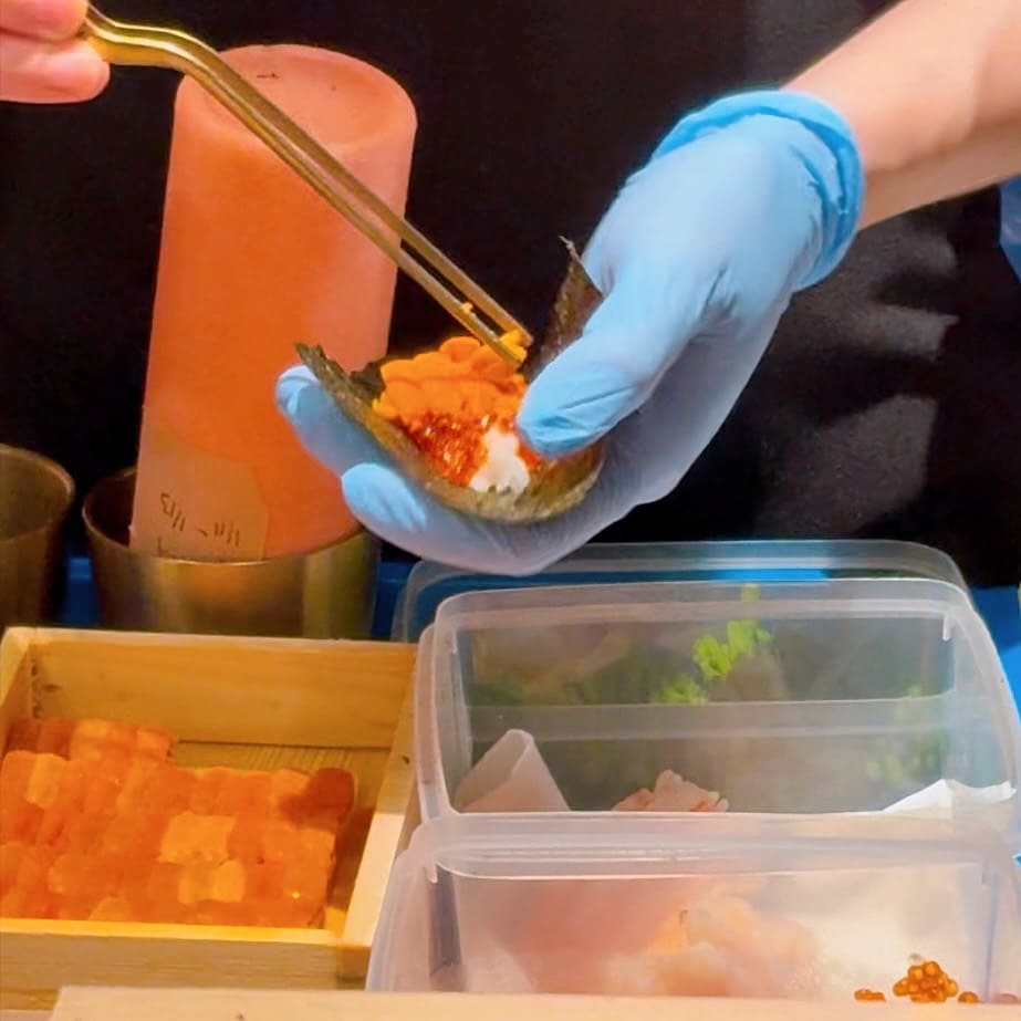 《信義區美食》寒舍艾美探索廚房，改裝升級龍蝦和牛海膽鮑魚蟹腳生干貝吃到飽(訂位 價目表) @神農太太底家