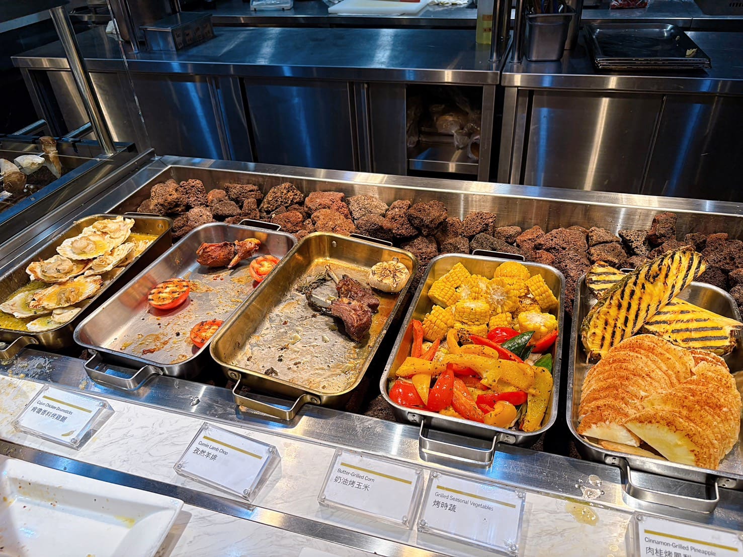 《信義區美食》寒舍艾美探索廚房,改裝升級龍蝦和牛海膽鮑魚蟹腳生干貝吃到飽(訂位 價目表) @神農太太底家 《信義區美食》寒舍艾美探索廚房,改裝升級龍蝦和牛海膽鮑魚蟹腳生干貝吃到飽(訂位 價目表) @神農太太底家