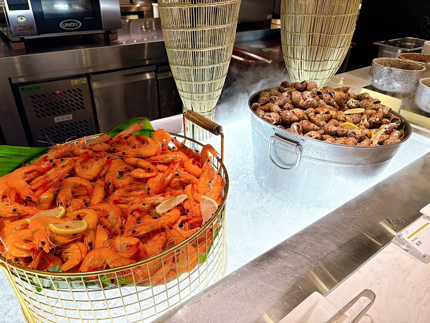 《信義區美食》寒舍艾美探索廚房，改裝升級龍蝦和牛海膽鮑魚蟹腳生干貝吃到飽(訂位 價目表) @神農太太底家