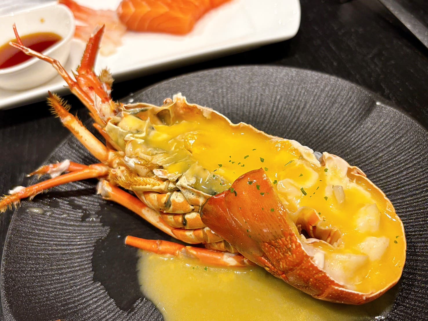 《信義區美食》寒舍艾美探索廚房，改裝升級龍蝦和牛海膽鮑魚蟹腳生干貝吃到飽(訂位 價目表) @神農太太底家