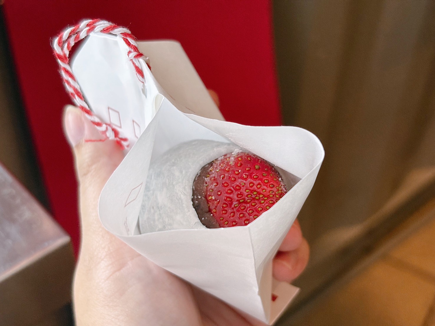 《彰化美食》米弎豆お菓子処 MISATO，彷彿穿上日本嫁衣的絕美草莓大福！來自日本九州(菜單) @神農太太底家