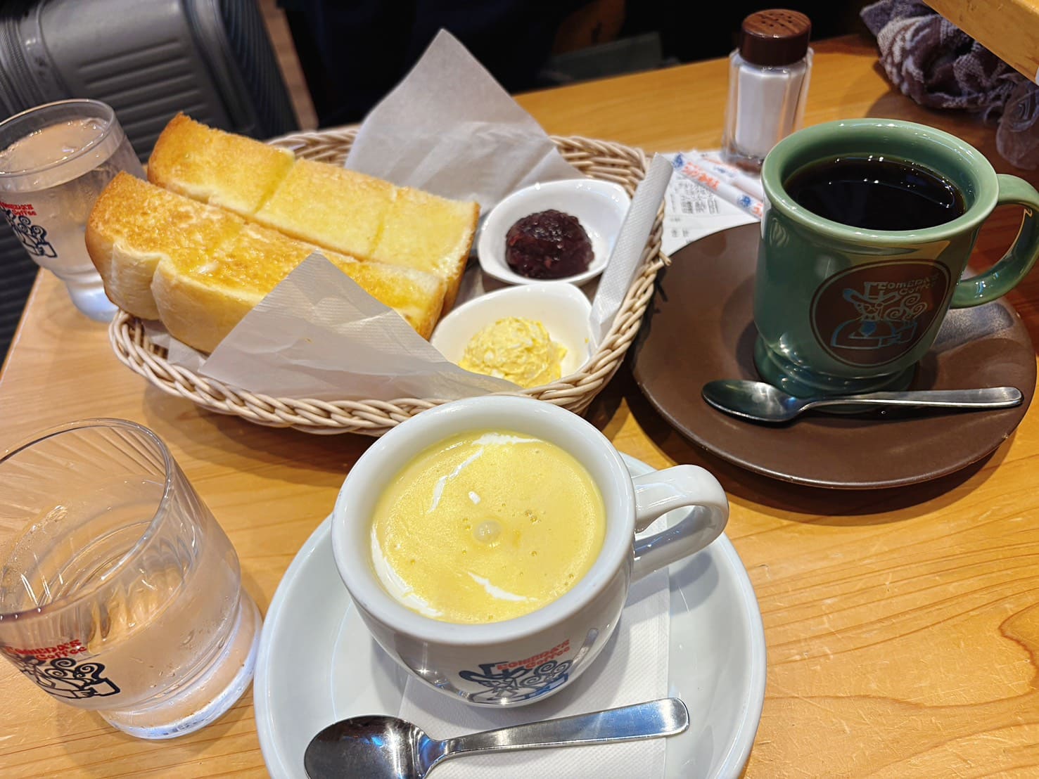 《彰化美食》小熊菓子，芙菲小圓餅Fluffy秒殺超人氣甜點(價格) @神農太太底家