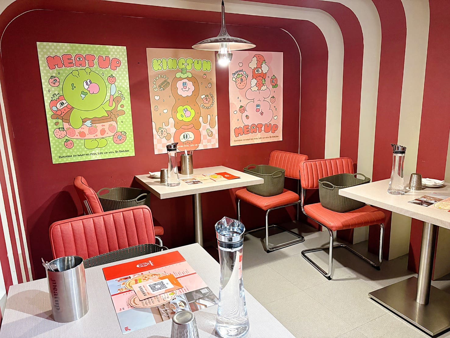 《西門美食》Meat Up 覓晌，KINGJUN 限量聯名大湖草莓可愛浮誇甜點(菜單) @神農太太底家