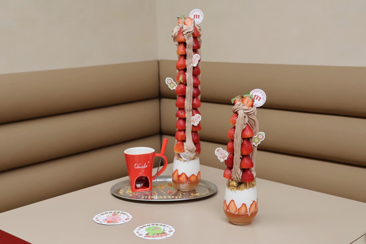 《西門美食》Meat Up 覓晌，KINGJUN 限量聯名大湖草莓可愛浮誇甜點(菜單) @神農太太底家