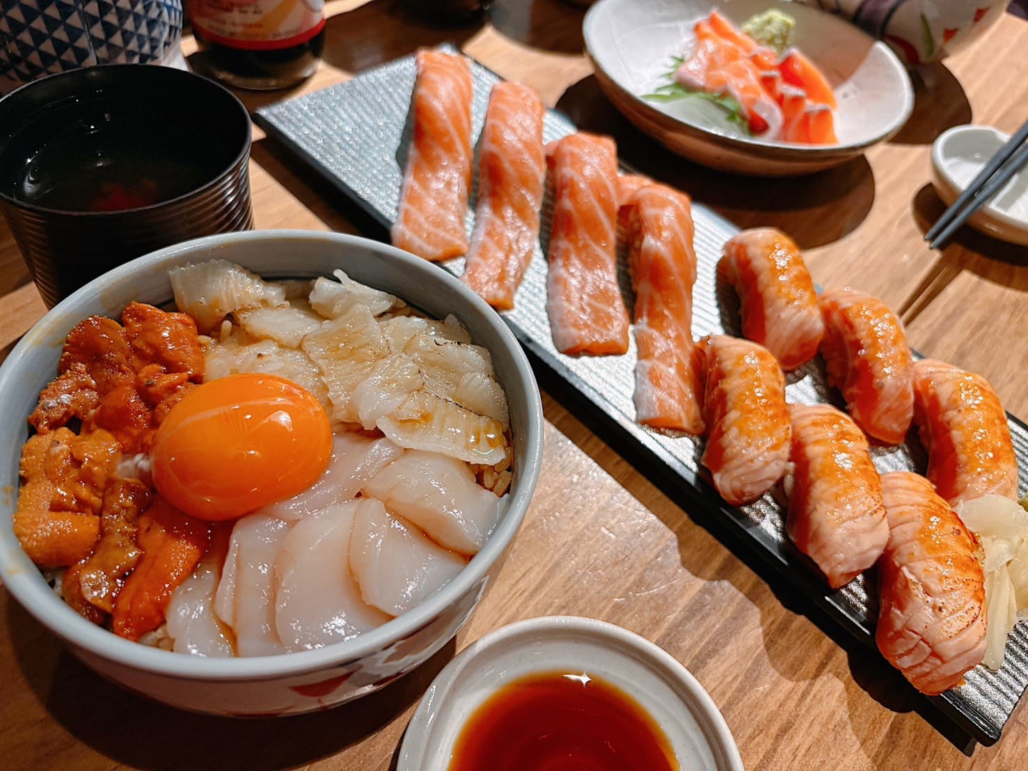 《南港美食》MONEYJUMP媽妳講親子餐廳台北南港環球店，用餐免費玩機甲戰車(菜單) @神農太太底家