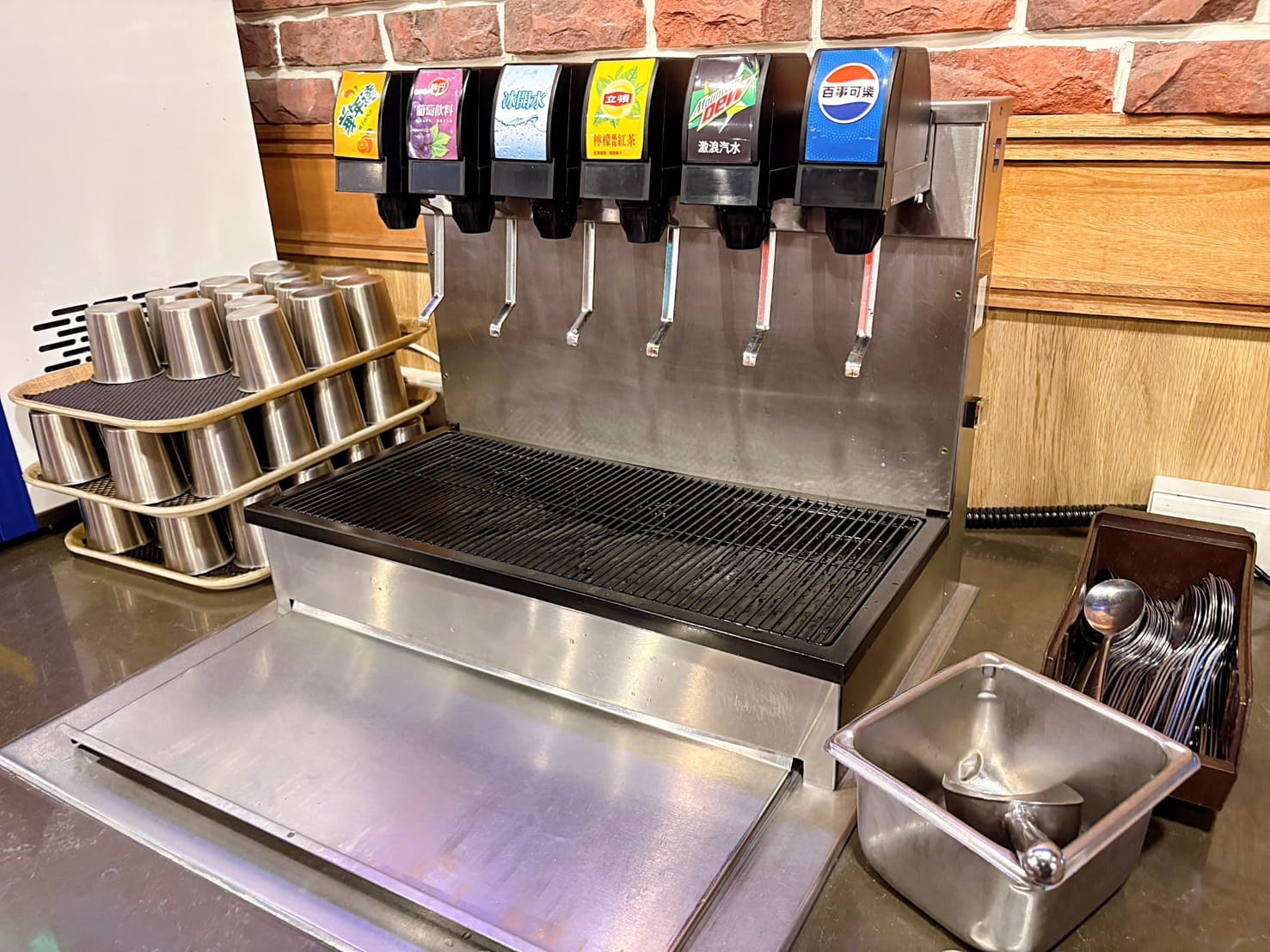 《忠孝復興美食》龐德羅莎復興微風店，高CP值老字號自助吧吃到飽新分店(菜單) @神農太太底家