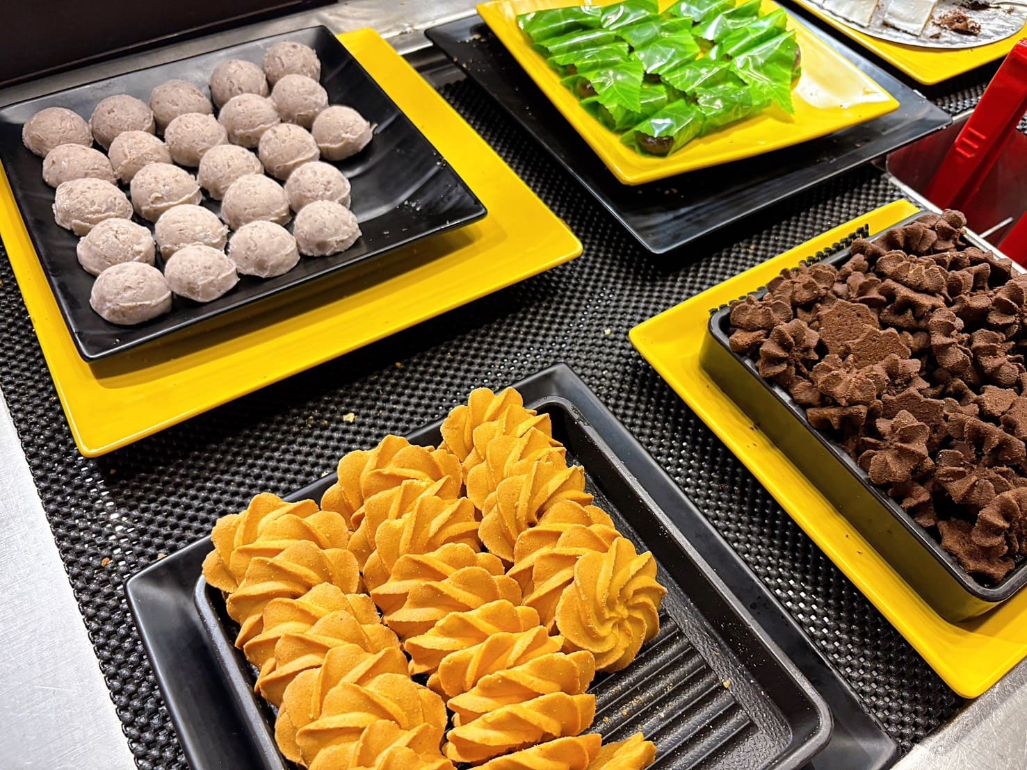 《忠孝復興美食》龐德羅莎復興微風店，高CP值老字號自助吧吃到飽新分店(菜單) @神農太太底家