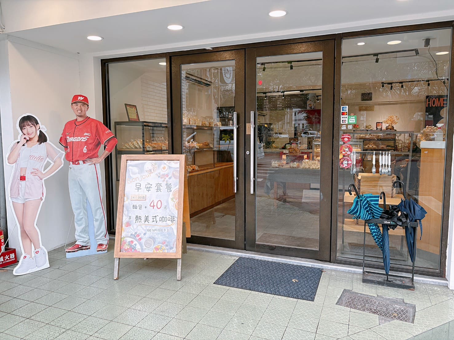 《士林美食》烘 HOMEBAKERY & CAF&Eacute;，無低消不限時咖啡廳推薦(價格) @神農太太底家