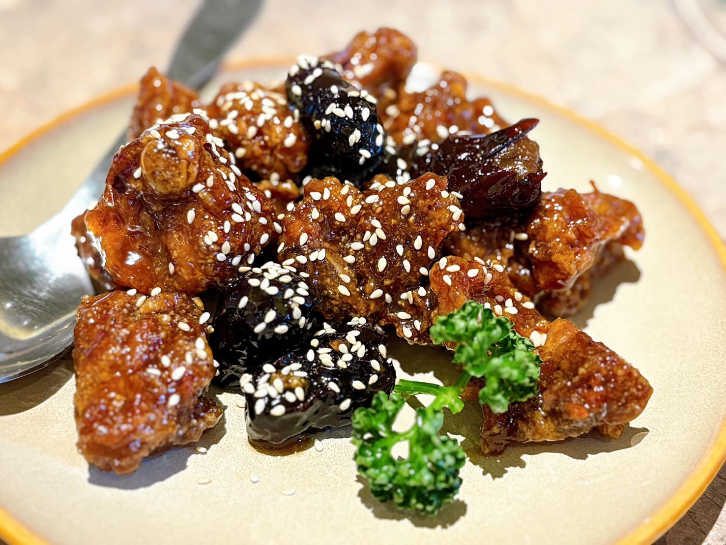 《大直美食》欣葉小聚美麗華店，米其林必比登推薦創意台菜(菜單) @神農太太底家