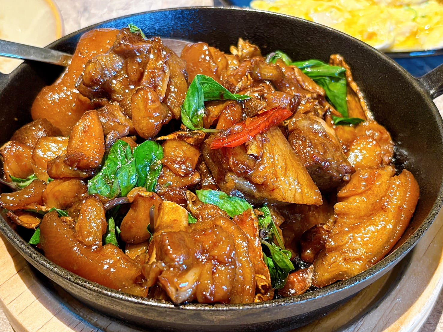 《大直美食》欣葉小聚美麗華店，米其林必比登推薦創意台菜(菜單) @神農太太底家