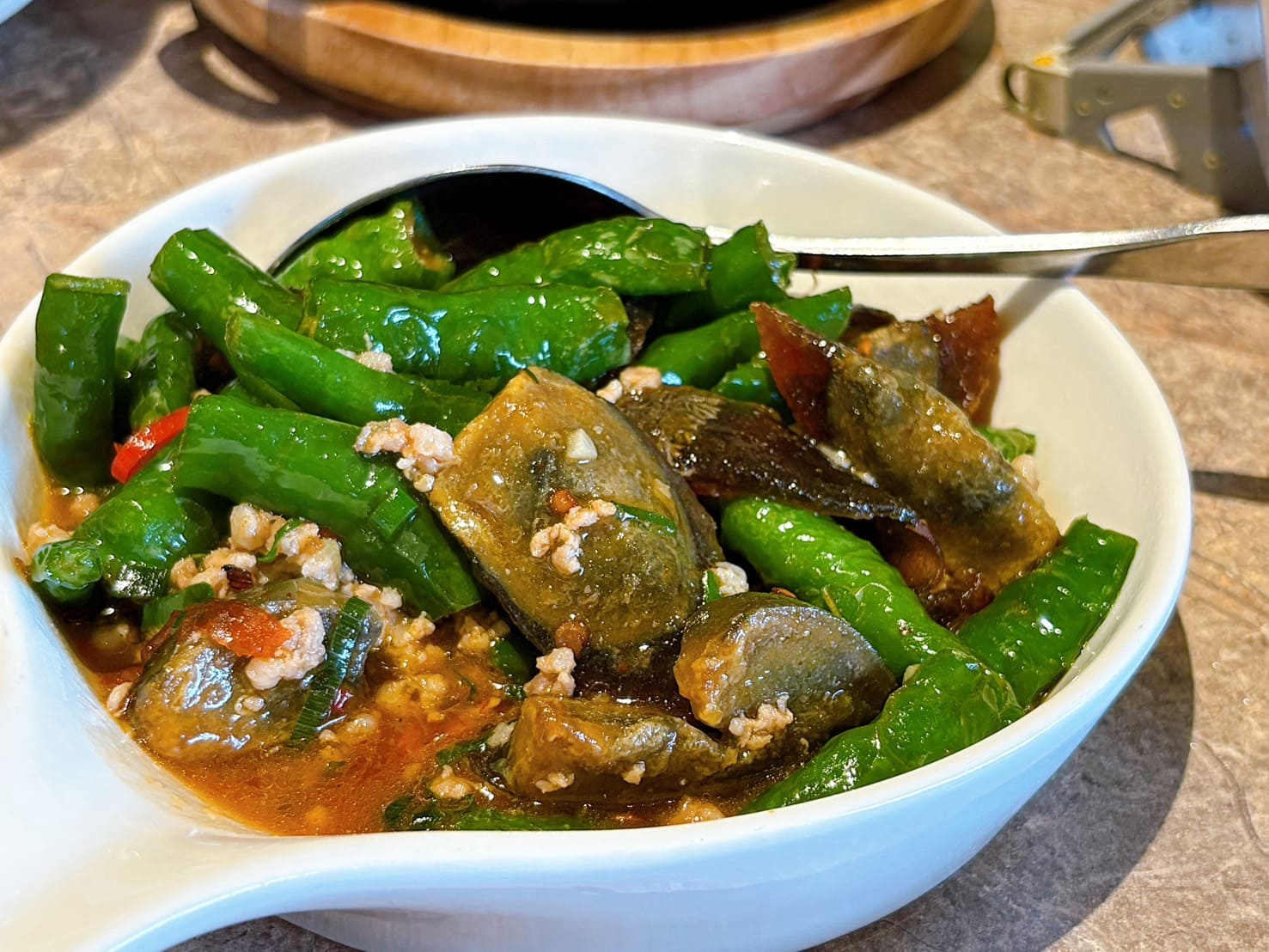 《大直美食》欣葉小聚美麗華店，米其林必比登推薦創意台菜(菜單) @神農太太底家