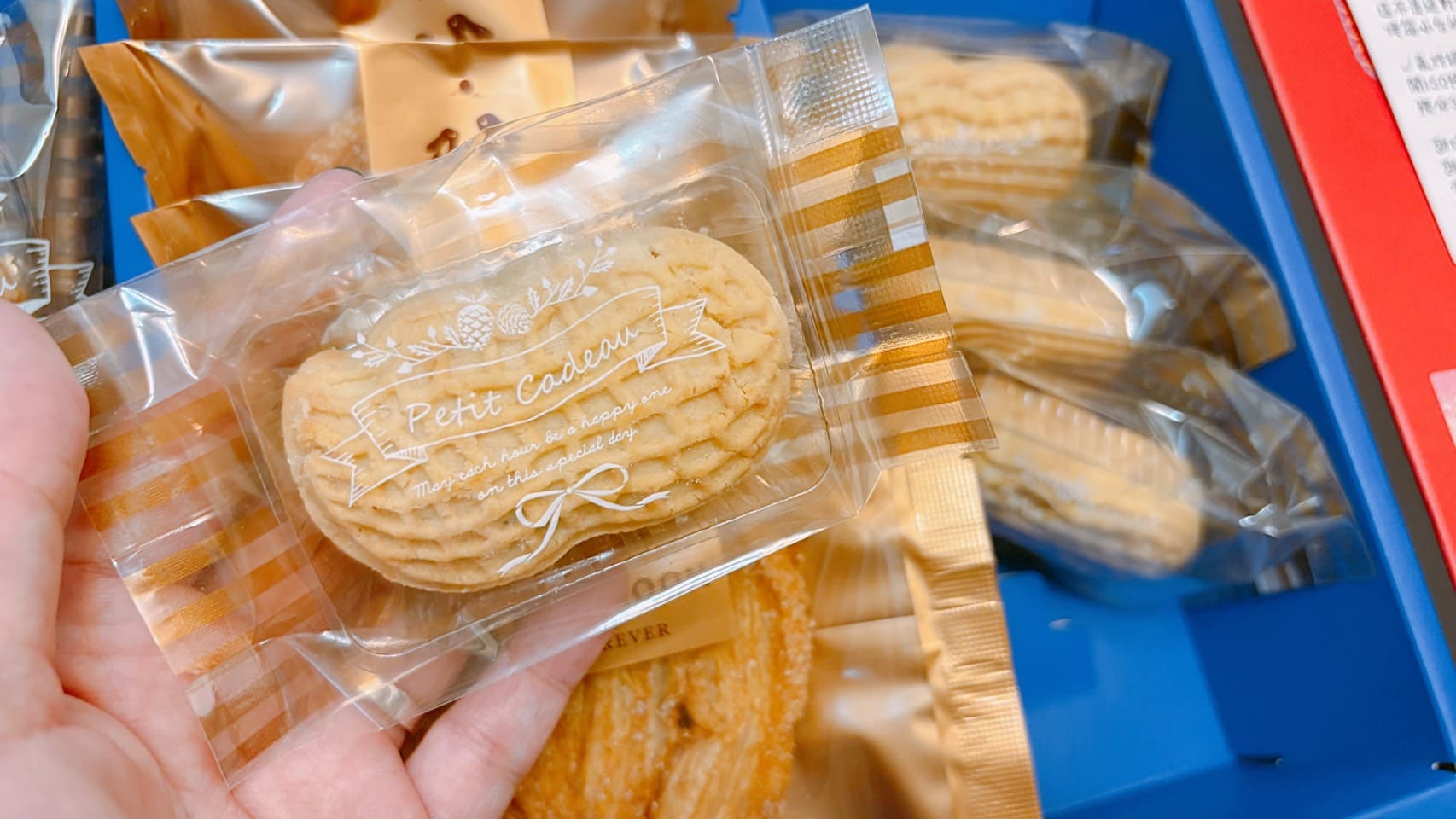 《高雄美食》S.S. CAKE，隱藏版甜點黑糖燒餅蛋黃酥蝴蝶酥大推薦(價格 怎麼訂) @神農太太底家