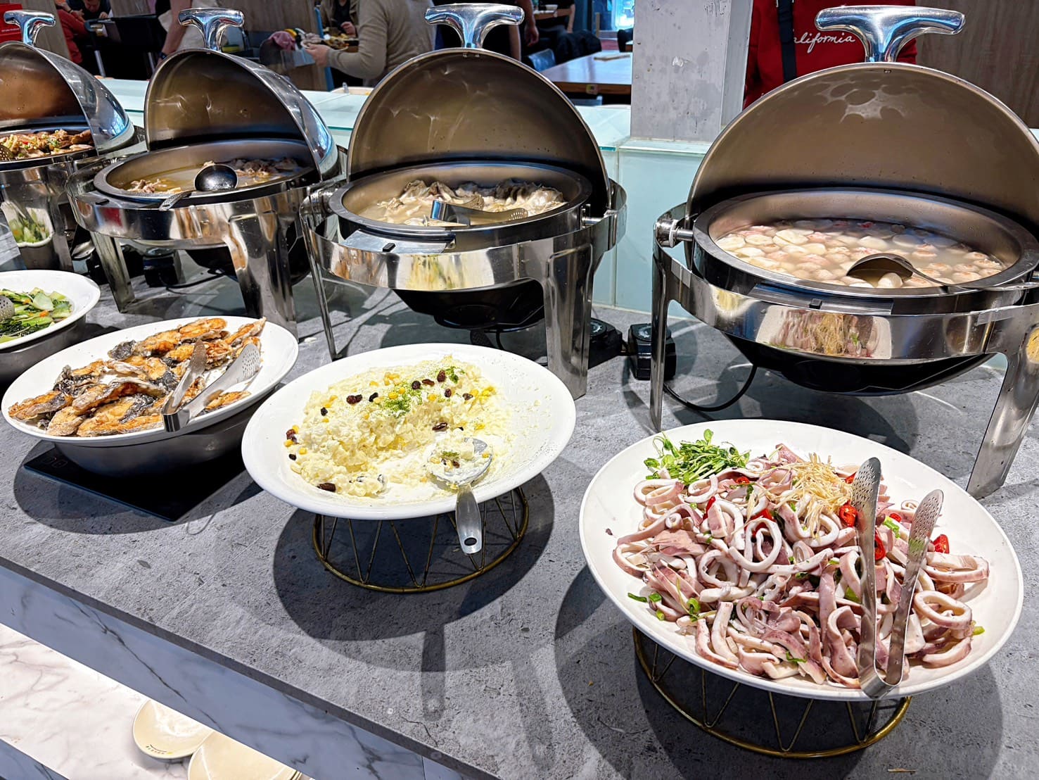 《蘆洲美食》貴族世家蘆洲長榮店，430元起排餐+水果熱食小菜百樣食材吃到飽(菜單) @神農太太底家