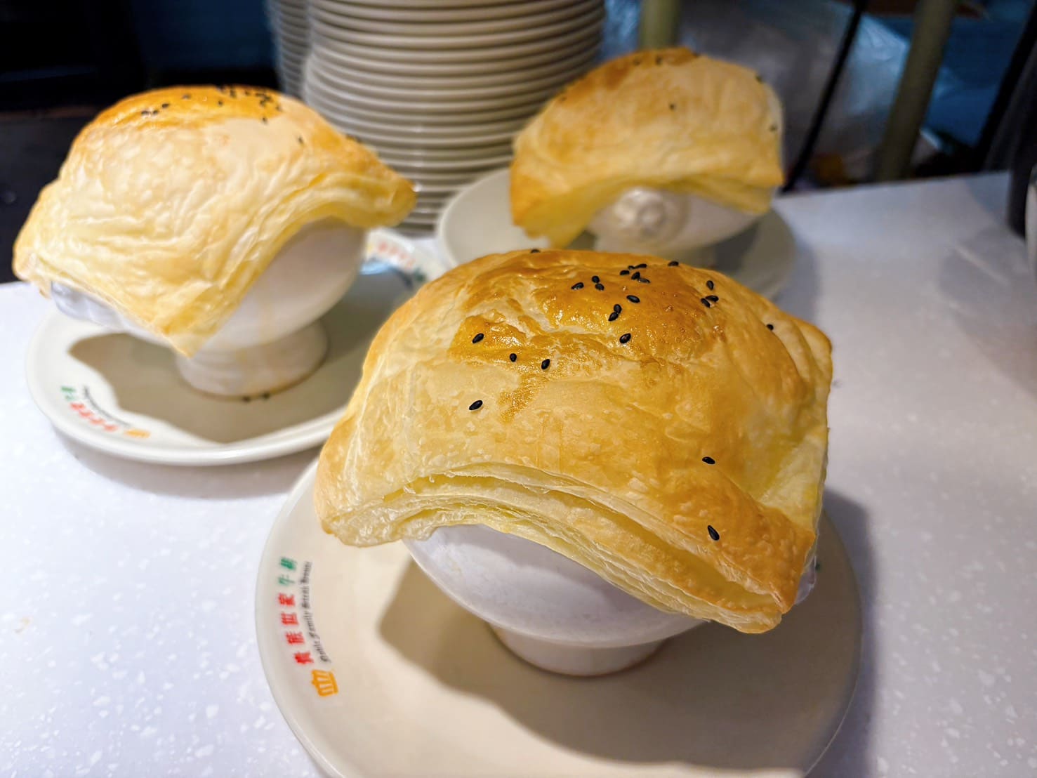 《蘆洲美食》貴族世家蘆洲長榮店，430元起排餐+水果熱食小菜百樣食材吃到飽(菜單) @神農太太底家