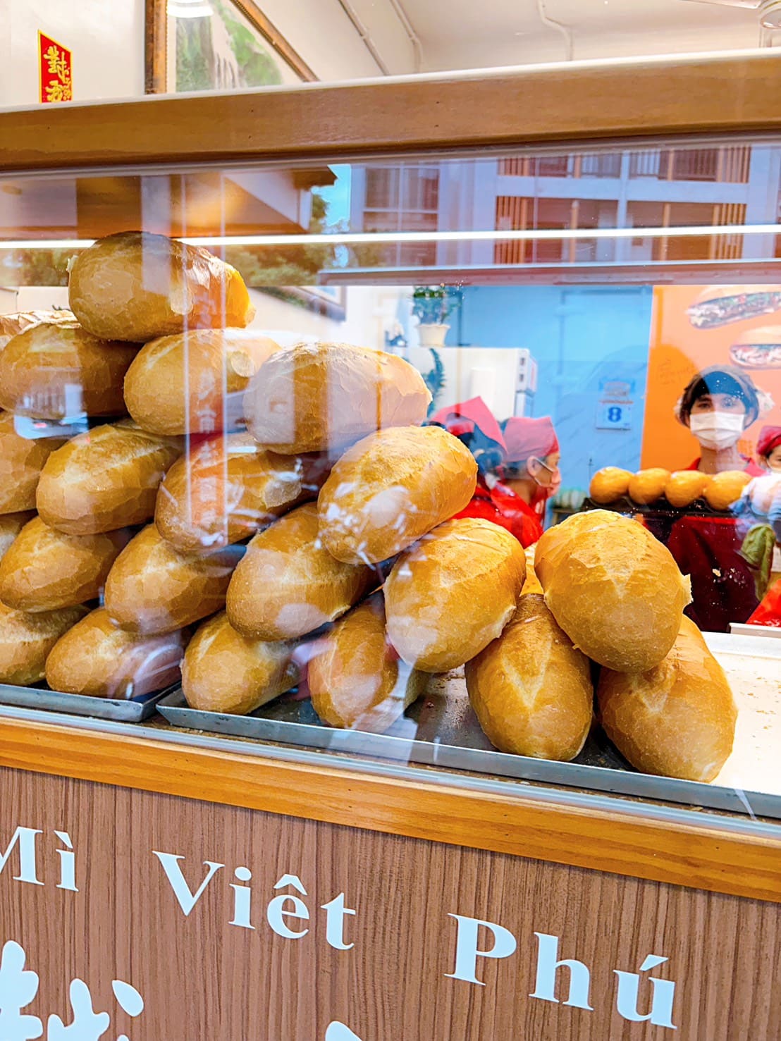 《士林美食》越富越南法國麵包，台北最強麵包酥脆，詹姆士也推薦(菜單) @神農太太底家