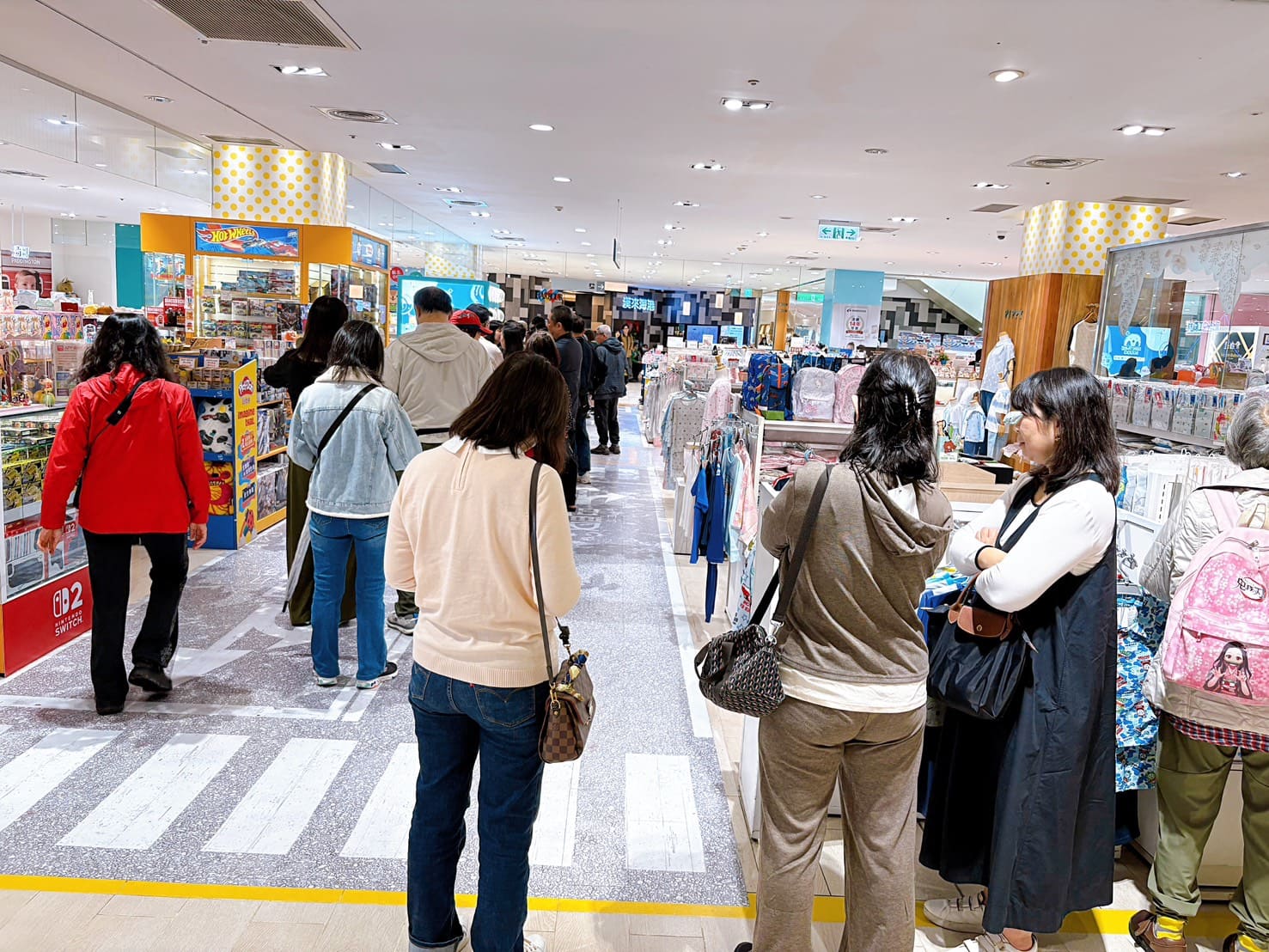 《士林美食》漢來海港台北天母SOGO店，海鮮生蠔牛排高CP值吃到飽(訂位 價目表) @神農太太底家