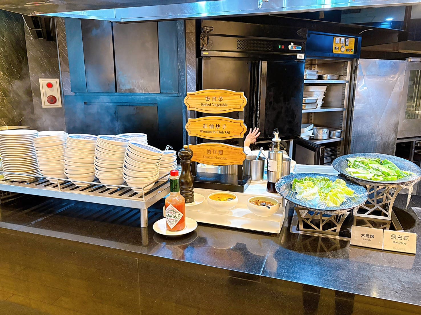 《士林美食》漢來海港台北天母SOGO店，海鮮生蠔牛排高CP值吃到飽(訂位 價目表) @神農太太底家