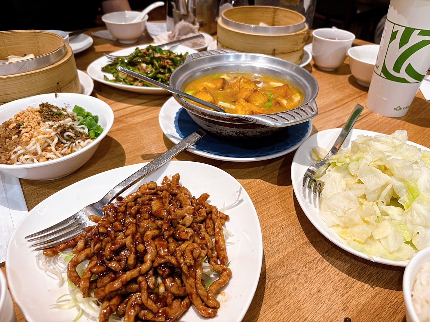 《林口美食》四川吳抄手林口店，三井OUTLET內米其林必比登推薦老店(菜單) @神農太太底家