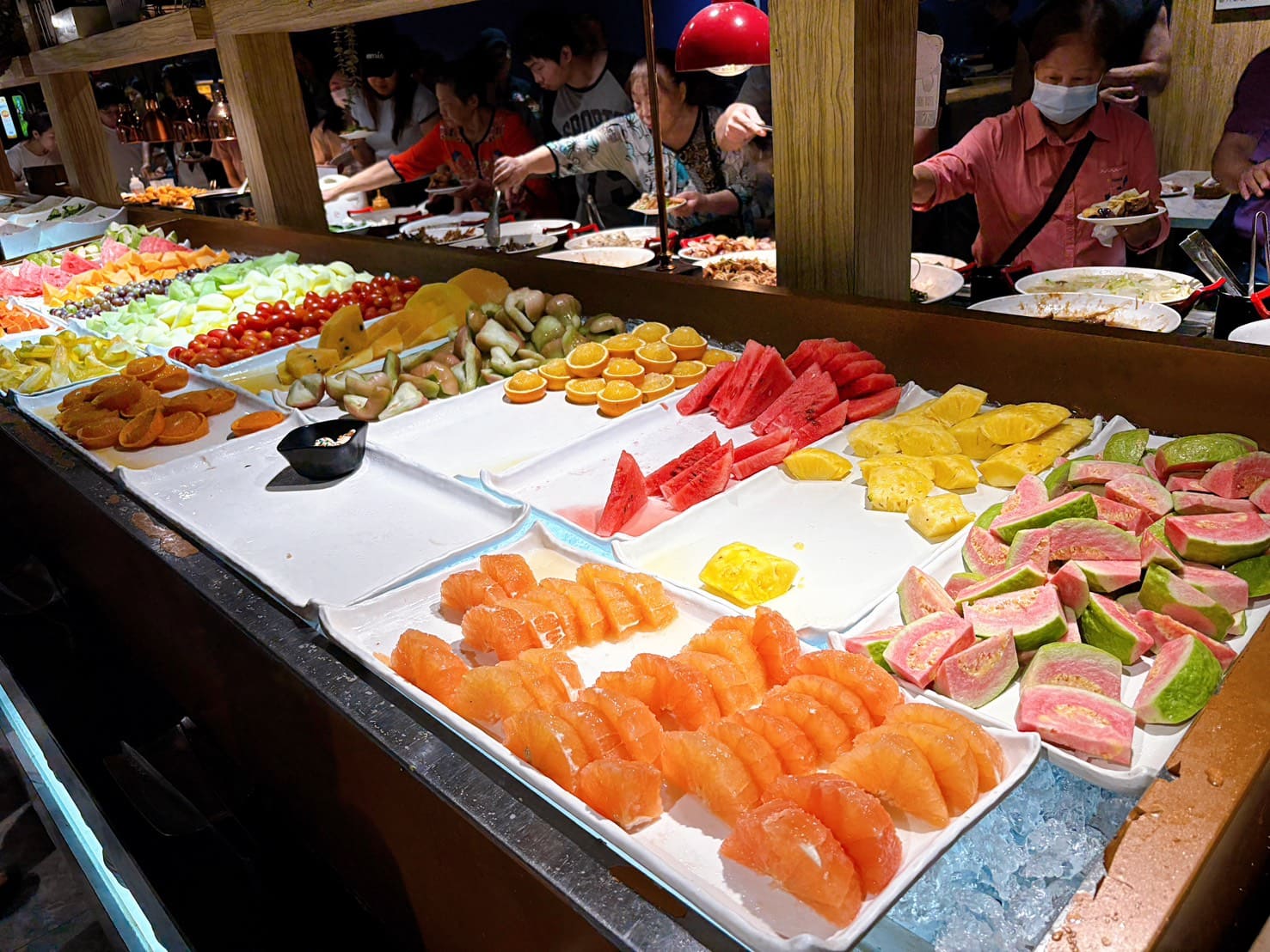《中和美食》我家牛排中和旗艦店，高CP值上百道自助吧吃到飽(菜單) @神農太太底家