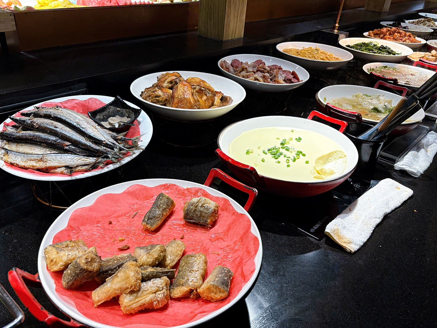 《中和美食》我家牛排中和旗艦店，高CP值上百道自助吧吃到飽(菜單) @神農太太底家