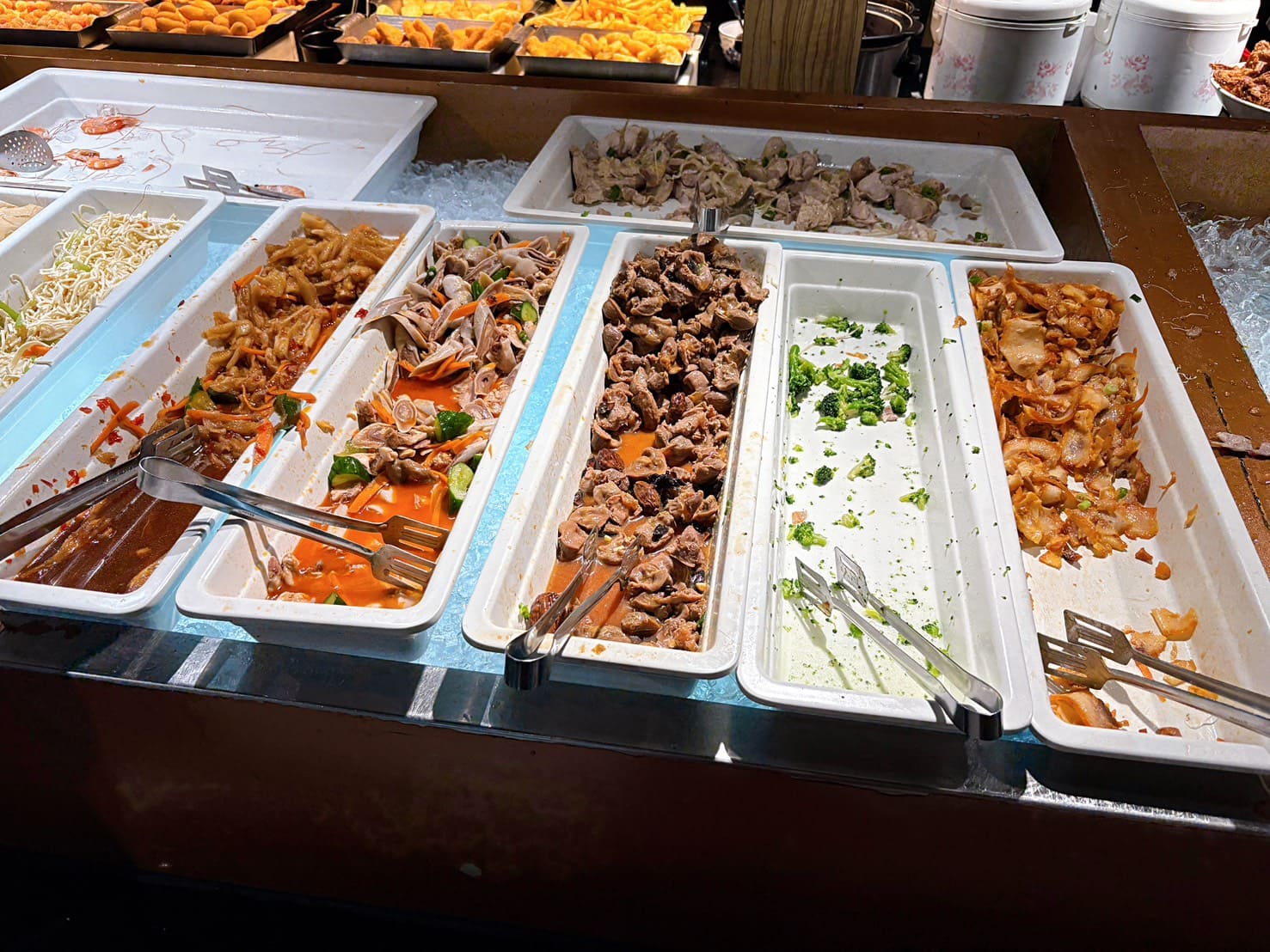 《中和美食》我家牛排中和旗艦店，高CP值上百道自助吧吃到飽(菜單) @神農太太底家