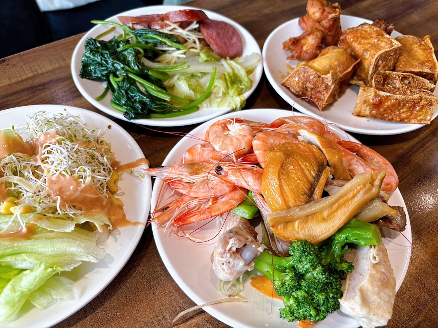 《中和美食》我家牛排中和旗艦店，高CP值上百道自助吧吃到飽(菜單) @神農太太底家