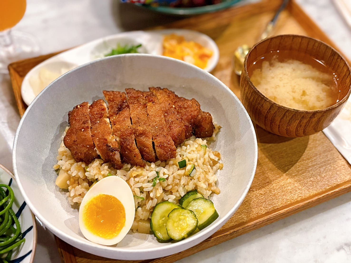 《中山站美食》永心鳳茶新光南西店，復古時尚台茶沙龍，精緻美味(菜單) @神農太太底家