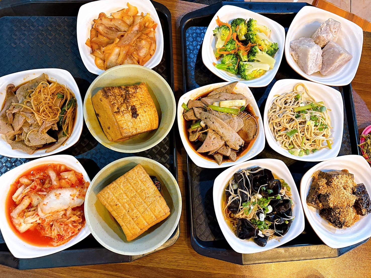 《桃園美食》老皮牛肉麵華亞店,平價麵食100元起居然有豆花豆漿吃到飽(菜單) @神農太太底家 《桃園美食》老皮牛肉麵華亞店,平價麵食100元起居然有豆花豆漿吃到飽(菜單) @神農太太底家