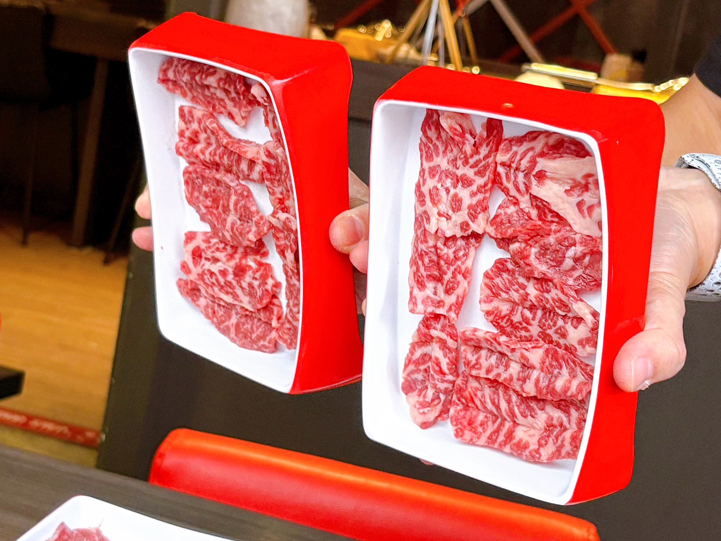 《桃園美食》大漠紅頂級蒙古鍋，溫體肉品質絕佳，單點品質吃到飽(菜單 價錢) @神農太太底家